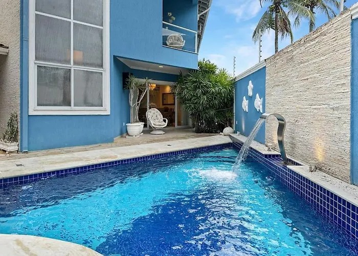 Pousada 50m da Praia 2 Suítes com Ar-Condicionado Cozinha Privativa Piscina Guarujá